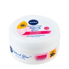 Nivea Fairness Body Moisturizer with Vitamin C evens skin tone for normal to dry skin 100 ml